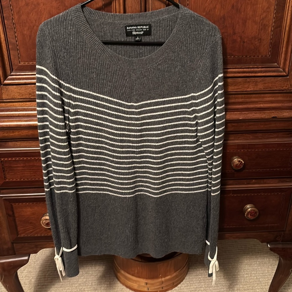 Banana Republic Sweater